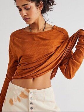 NWT Free people We the Free Arden tee size- SMALL